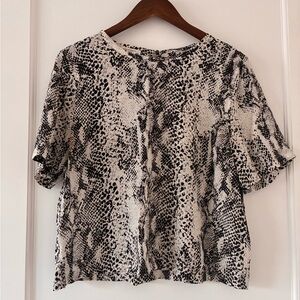 Womens Black & White Snake Print Blouse
